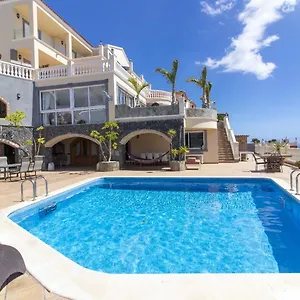  Apartahotel Boutique Leicht & Friends